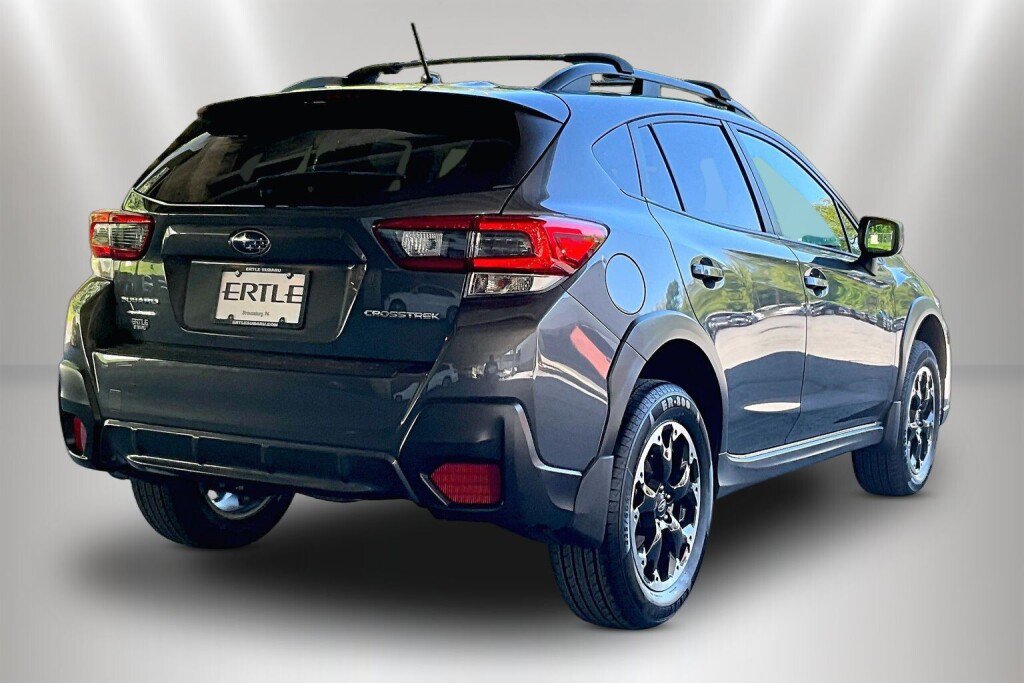 Certified 2023 Subaru Crosstrek 2.0i AWD/4WD image 5
