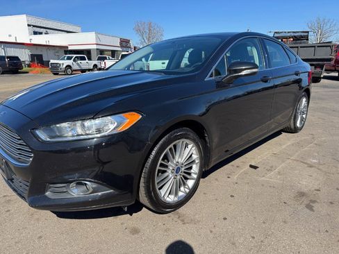 Used 2015 Ford Fusion SE w/ Equipment Group 202A image 9