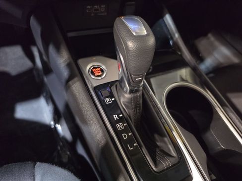 Used 2024 Nissan Altima 2.5 SV FWD image 20