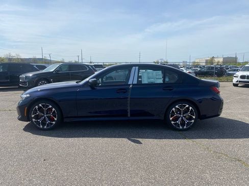 New 2026 BMW 330i xDrive Sedan w/ M Sport Package AWD/4WD image 4