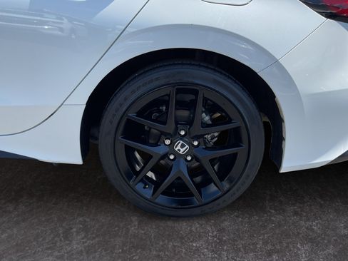 Used 2022 Honda Civic Sport image 9