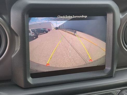 Certified 2022 Jeep Wrangler Unlimited Sport AWD/4WD image 29