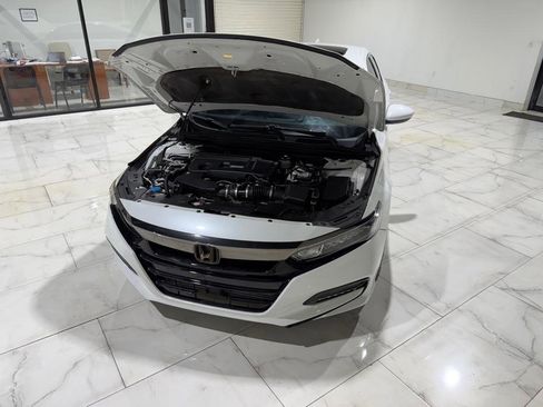 Used 2020 Honda Accord Sport image 4