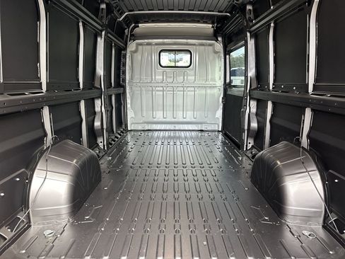 New 2026 RAM ProMaster 3500 w/ Quick Order Package 22G SLT FWD image 8