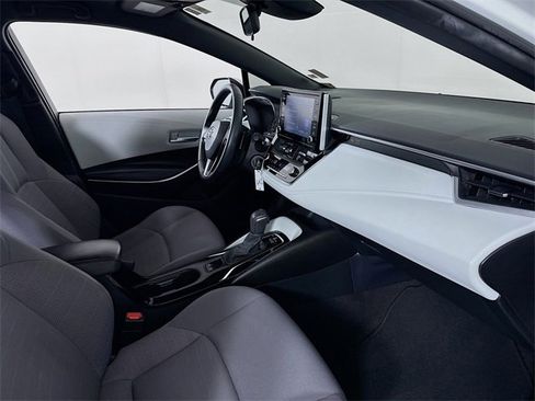 Used 2020 Toyota Corolla SE image 26