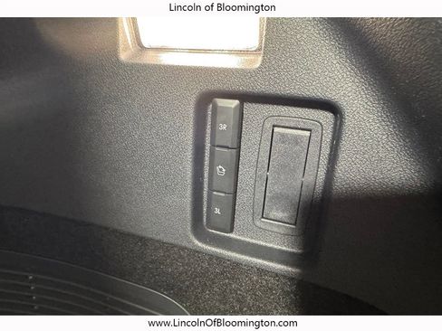 New 2026 Lincoln Aviator AWD w/ Jet Appearance Package image 22