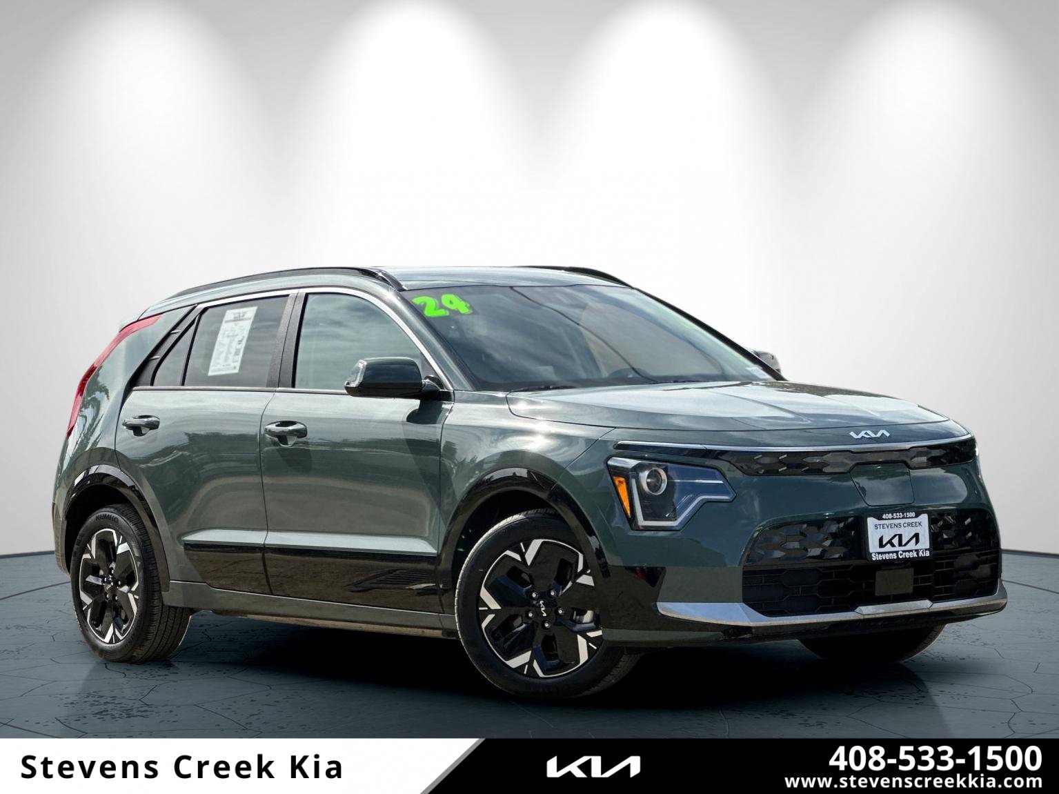Used 2024 Kia Niro Wind FWD image 1