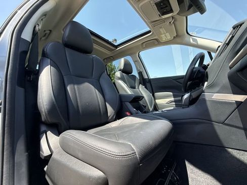 Used 2022 Subaru Forester Limited AWD/4WD image 25