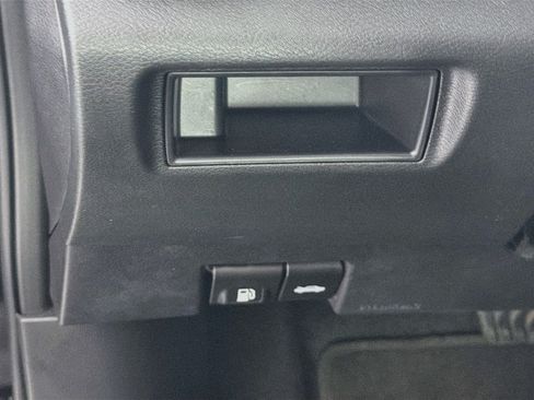 Used 2024 Nissan Versa SV w/ Trunk Package FWD image 16