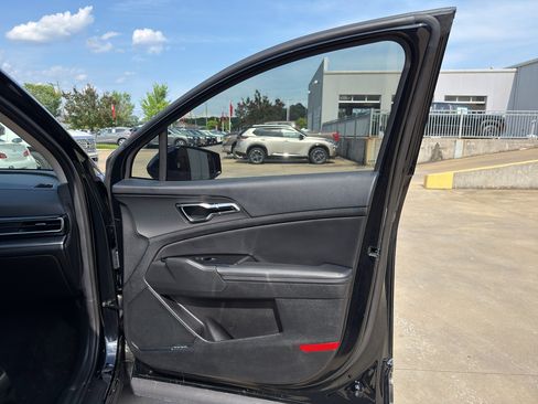 Used 2025 Kia Sportage SX FWD image 20