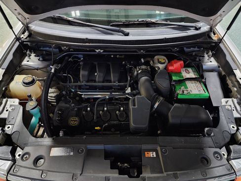 Used 2019 Ford Flex SE image 37