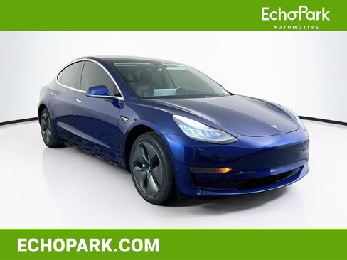 Used 2020 Tesla Model 3 Standard Range Plus RWD image 1