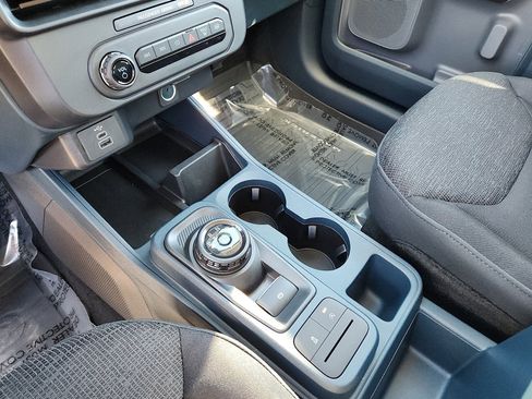 New 2025 Ford Maverick XL w/ Equipment Group 102A image 17