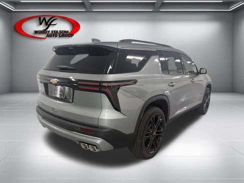 New 2026 Chevrolet Traverse LT w/ Driver Confidence Package FWD image 4