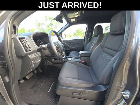 Used 2026 Nissan Frontier SV w/ Tow Package AWD/4WD image 10