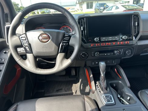 Used 2026 Nissan Frontier PRO-4X w/ Pro Premium Package AWD/4WD image 15