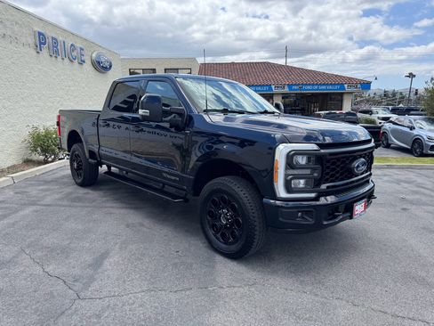 Used 2023 Ford F250 Lariat w/ Sport Appearance Package AWD/4WD image 5