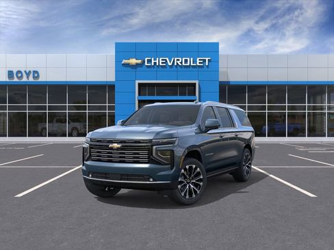 New 2026 Chevrolet Suburban High Country AWD/4WD image 8