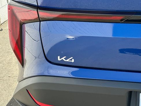 Certified 2025 Kia K4 FWD image 31