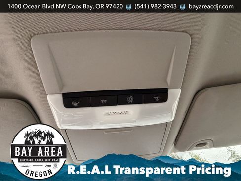 Used 2024 Nissan Altima 2.5 SV FWD image 18