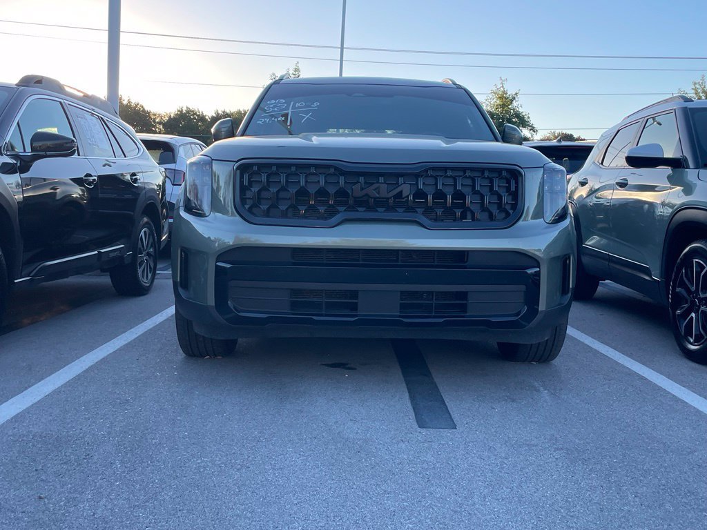 Certified 2025 Kia Telluride EX X-Line AWD/4WD image 2
