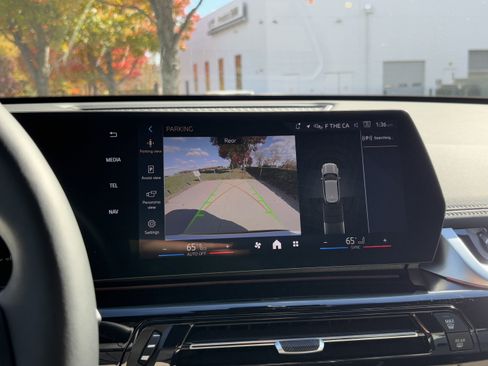 Certified 2025 BMW X1 xDrive28i w/ Convenience Package image 23