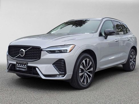 Certified 2024 Volvo XC60 B5 Core w/ Protection Package Premier AWD/4WD image 7