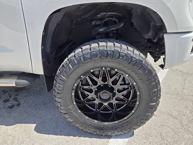 Used 2016 Toyota Tundra Limited w/ Limited Premium Package RWD image 20