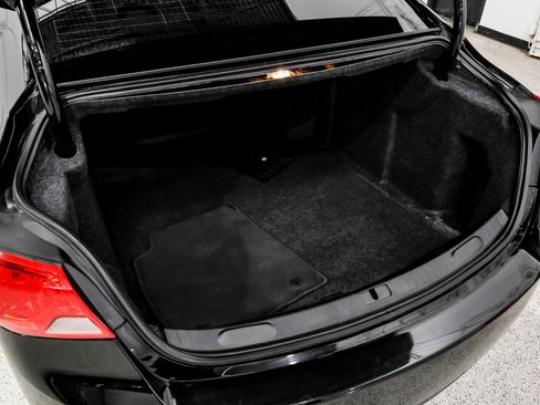 Used 2018 Chevrolet Impala Premier FWD image 62
