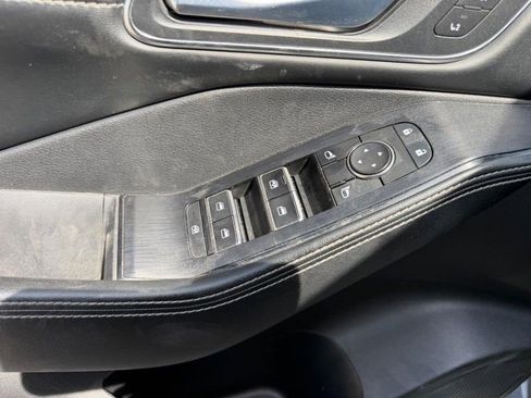 Used 2021 Nissan Rogue Platinum AWD/4WD image 18