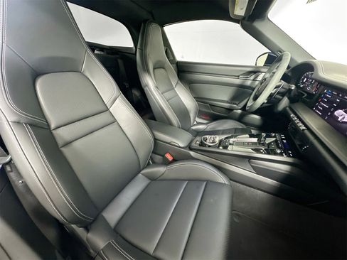 Certified 2025 Porsche 911 Targa 4 GTS image 28