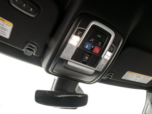 Used 2025 RAM 1500 Laramie w/ Sport Appearance Package AWD/4WD image 26