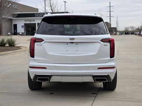 Used 2020 Cadillac XT6 Premium Luxury w/ Platinum Package image 13