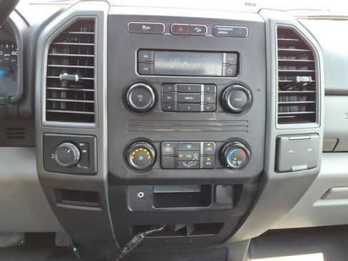 Used 2017 Ford F350 XL AWD/4WD image 19
