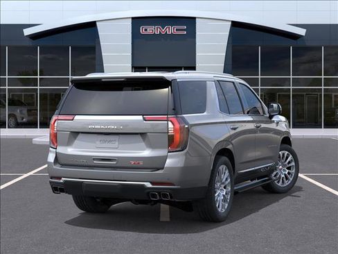 Used 2026 GMC Yukon Denali w/ Denali Reserve Package AWD/4WD image 4