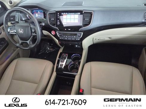 Used 2020 Honda Pilot Touring image 31