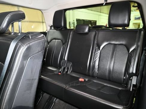 Used 2020 Ford Expedition Platinum AWD/4WD image 66