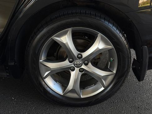 Used 2011 Toyota Venza AWD image 56