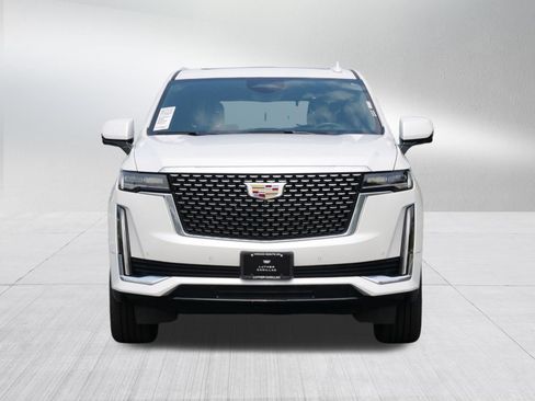 Certified 2023 Cadillac Escalade Premium Luxury AWD/4WD image 2