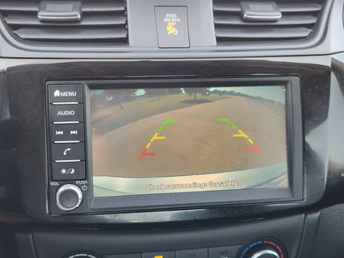 Used 2019 Nissan Sentra S FWD image 22