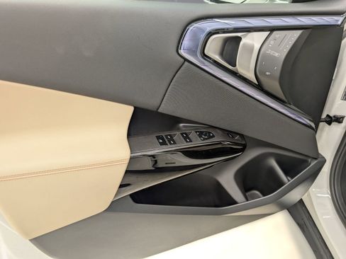 New 2026 BMW X3 xDrive30 w/ Premium Package image 14