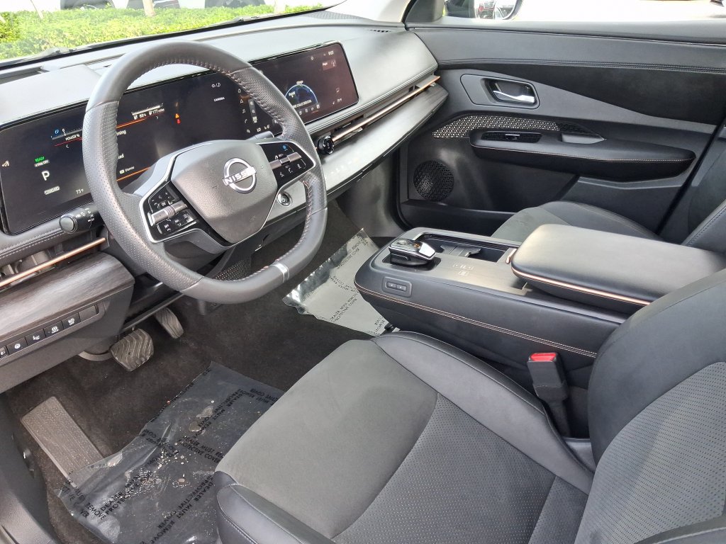 Certified 2023 Nissan Ariya FWD image 18