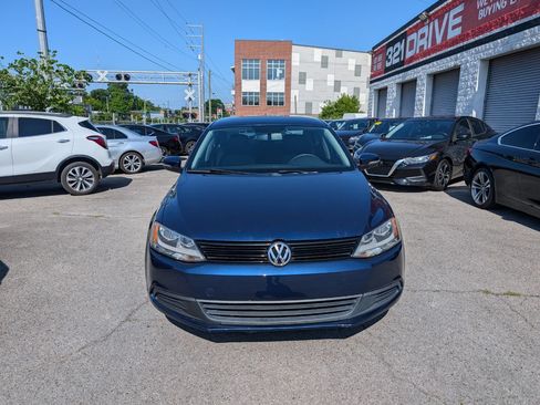 Used 2014 Volkswagen Jetta SE FWD image 4