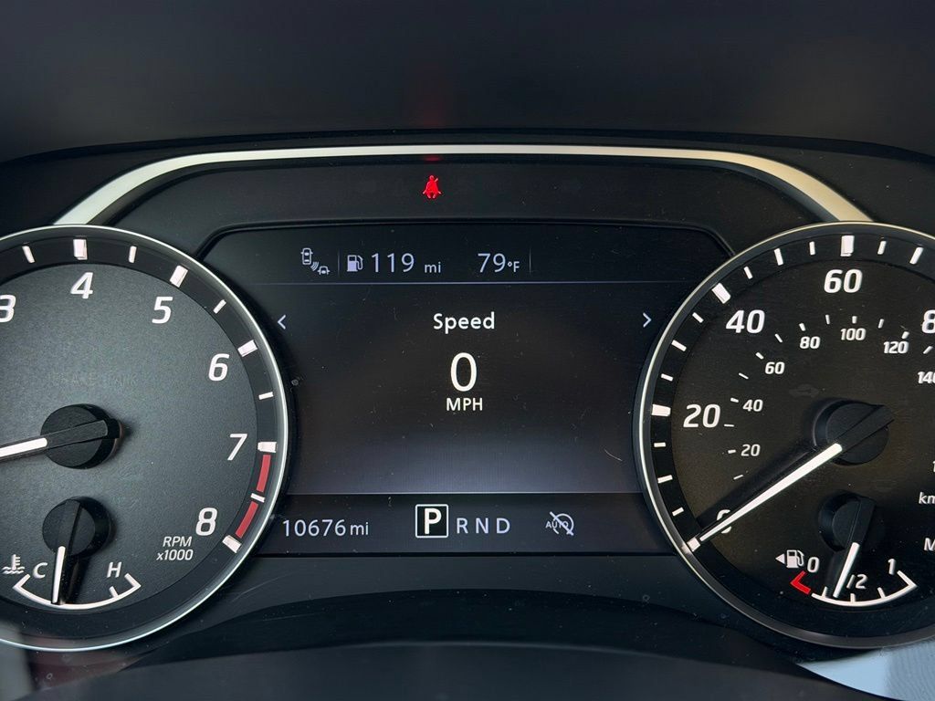 Certified 2025 Nissan Frontier SV RWD image 31