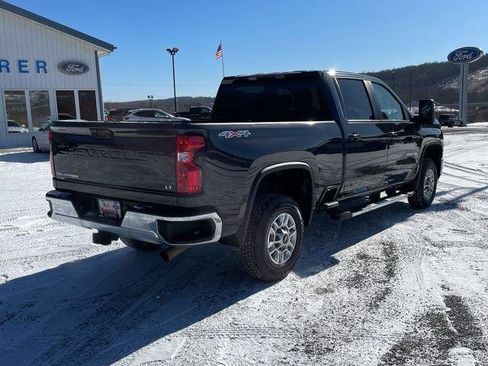 Used 2024 Chevrolet Silverado 2500 LT image 5