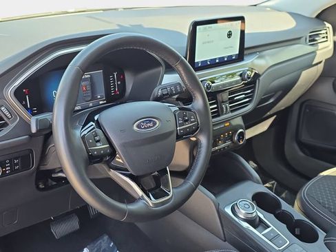 Used 2024 Ford Escape Active AWD/4WD image 14