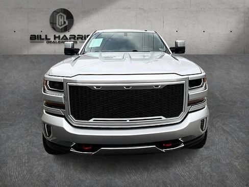Used 2018 Chevrolet Silverado 1500 LT w/ All Star Edition AWD/4WD image 2