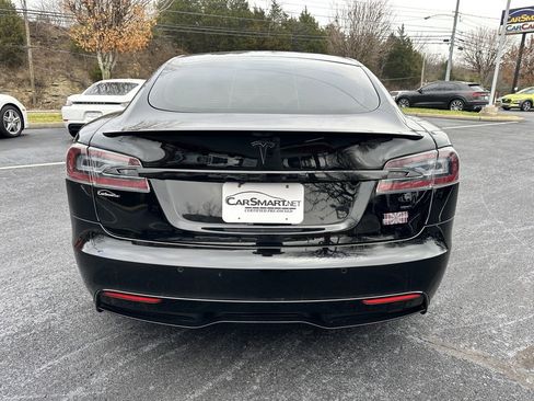 Used 2021 Tesla Model S Plaid image 6