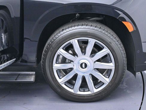 Used 2021 Cadillac Escalade Premium Luxury Platinum w/ Heavy-Duty Trailer Package image 42