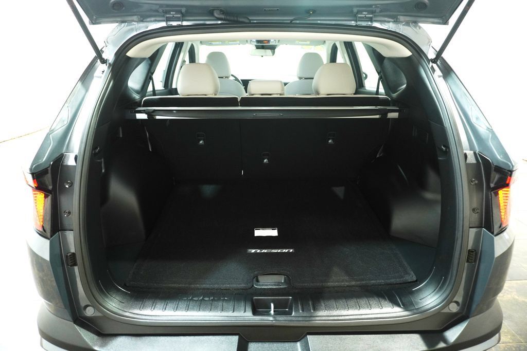 Certified 2026 Hyundai Tucson SE AWD/4WD image 6